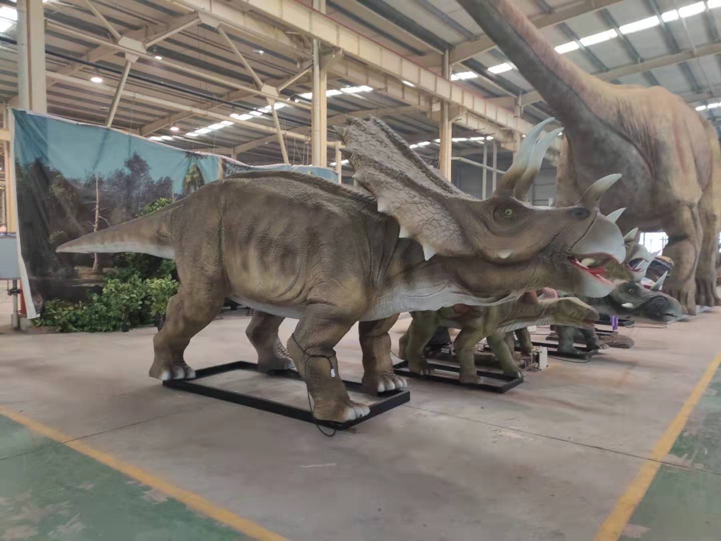 年底清倉大優(yōu)惠，看上哪個恐龍就帶走吧！