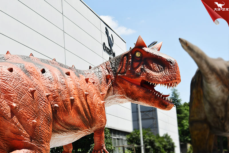 牛龍，大型仿真恐龍模型