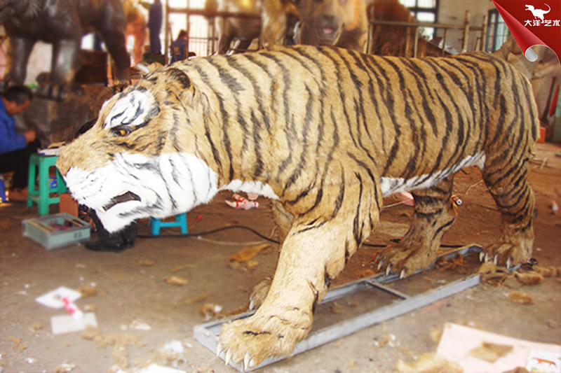 仿真老虎，景區(qū)動物園仿真老虎模型
