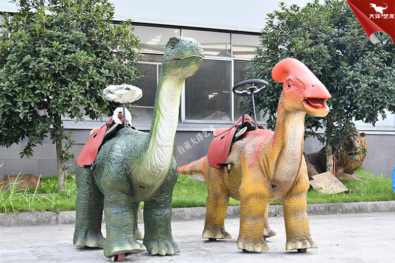 行走恐龍游樂車，仿真乘騎恐龍